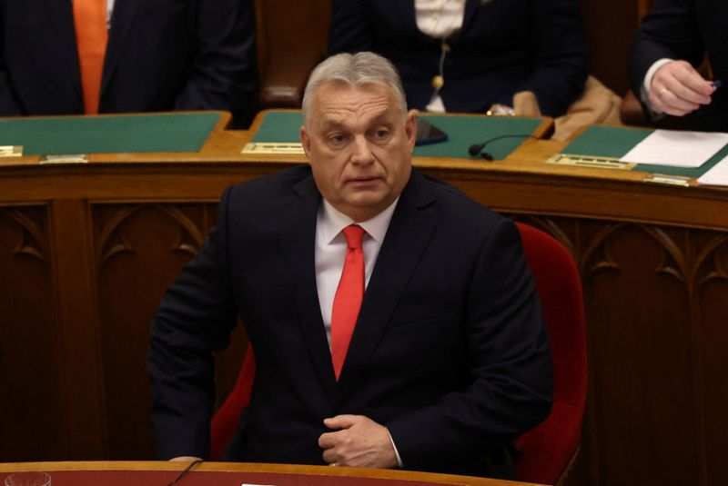 Hungary's Orban pushes direct Russia talks, opposes EU summit declaration
