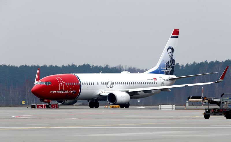 Norwegian to buy 10 of its leased aircraft from Boeing