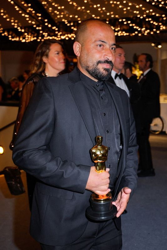 Oscar-winning Palestinian director injured in clash with Israeli settlers and arrested