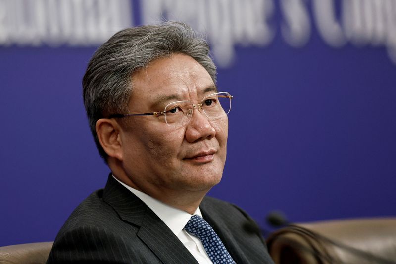 China's commerce minister meets with Boeing Global president