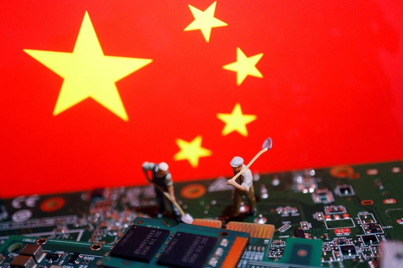 China seen leading in chipmaking investment again in 2025, SEMI group says