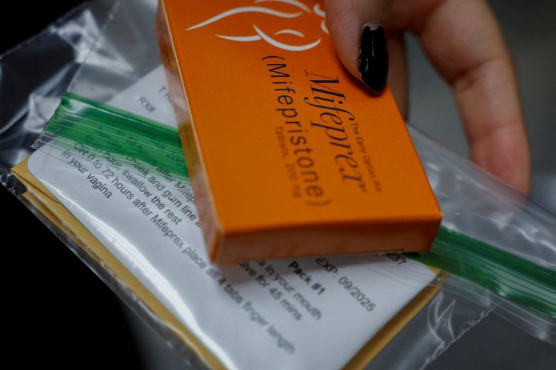 NY official rejects Texas judgment against doctor in abortion pill case