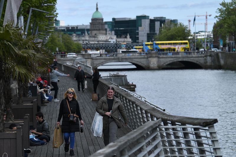 Irish consumer sentiment drops to nine-month low on tariff fears