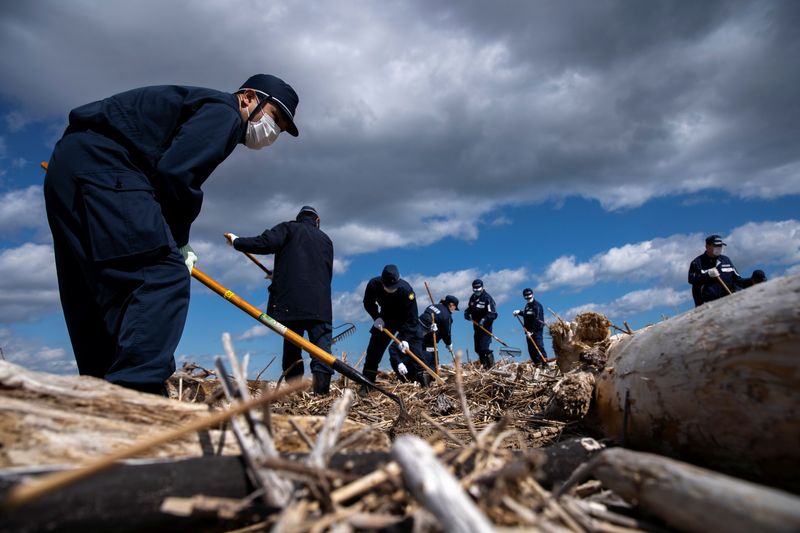 Japan estimates feared megaquake could cause $1.8 trln in damage, kill 300,000 people