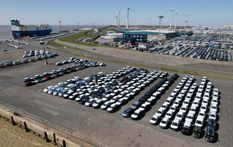 Pre-tariff cars at US dealer lots a buffer against price hikes