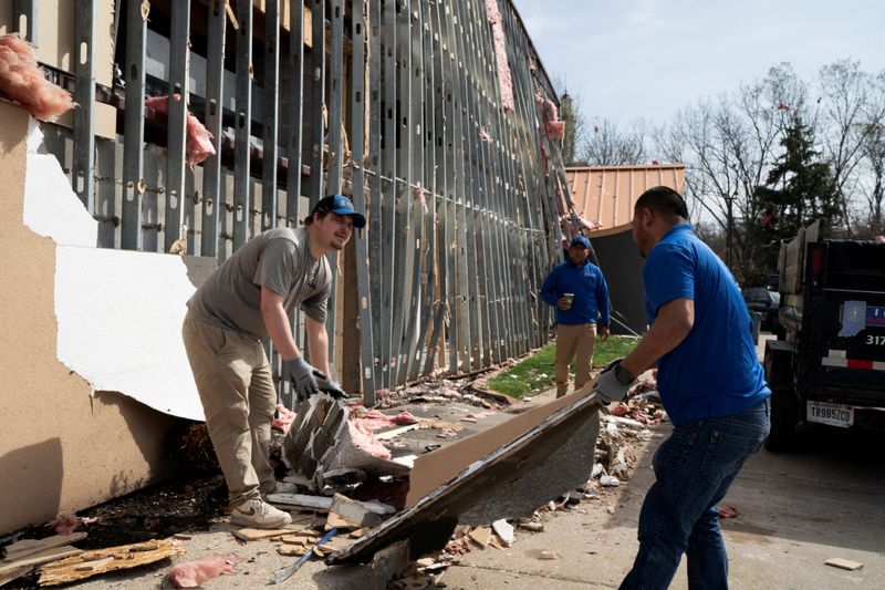 Deadly US storm system may intensify on Friday after killing 7