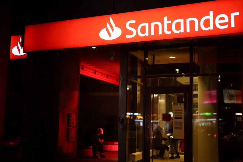 Santander boss Botin warns of trade tension uncertainty