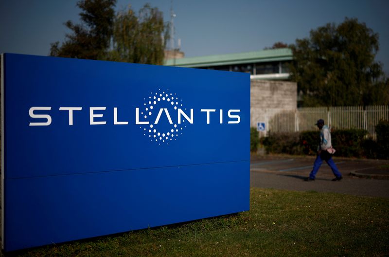 Stellantis extends employee discount to public as tariffs drive car sales