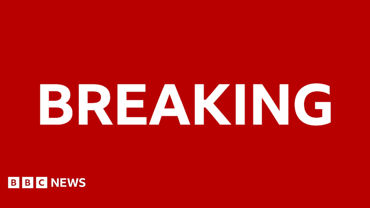 Four men dead after car crashes into lamp-post