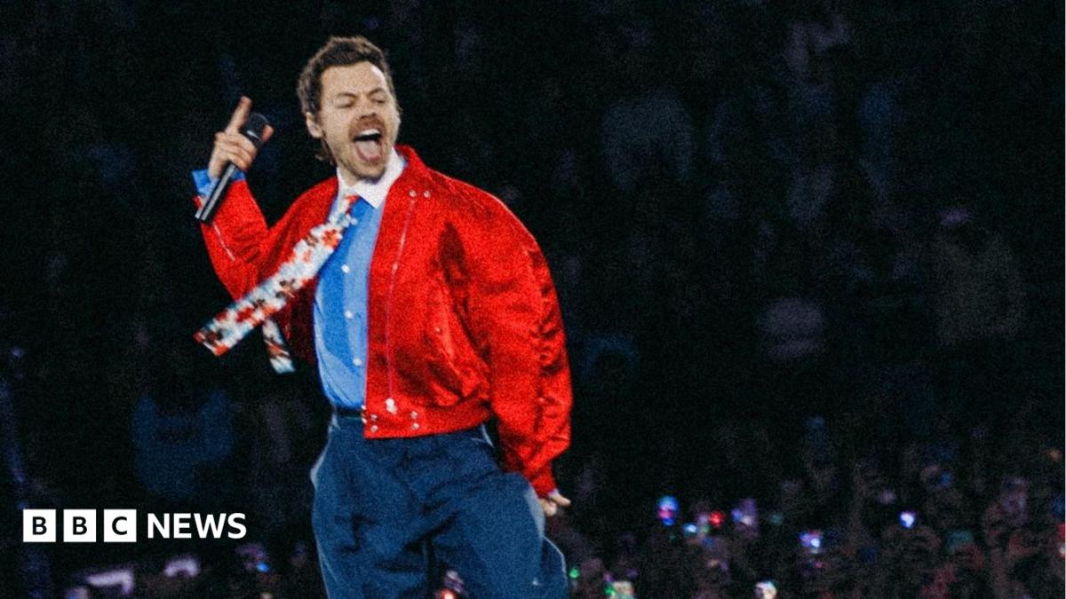 Harry Styles extends tour, with Kylie as a support act