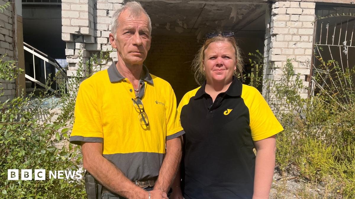 Ukraine's postal workers deliver lifeline under Russian fire