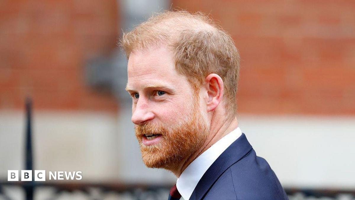 Harry loses High Court privacy case against Daily Mail publisher