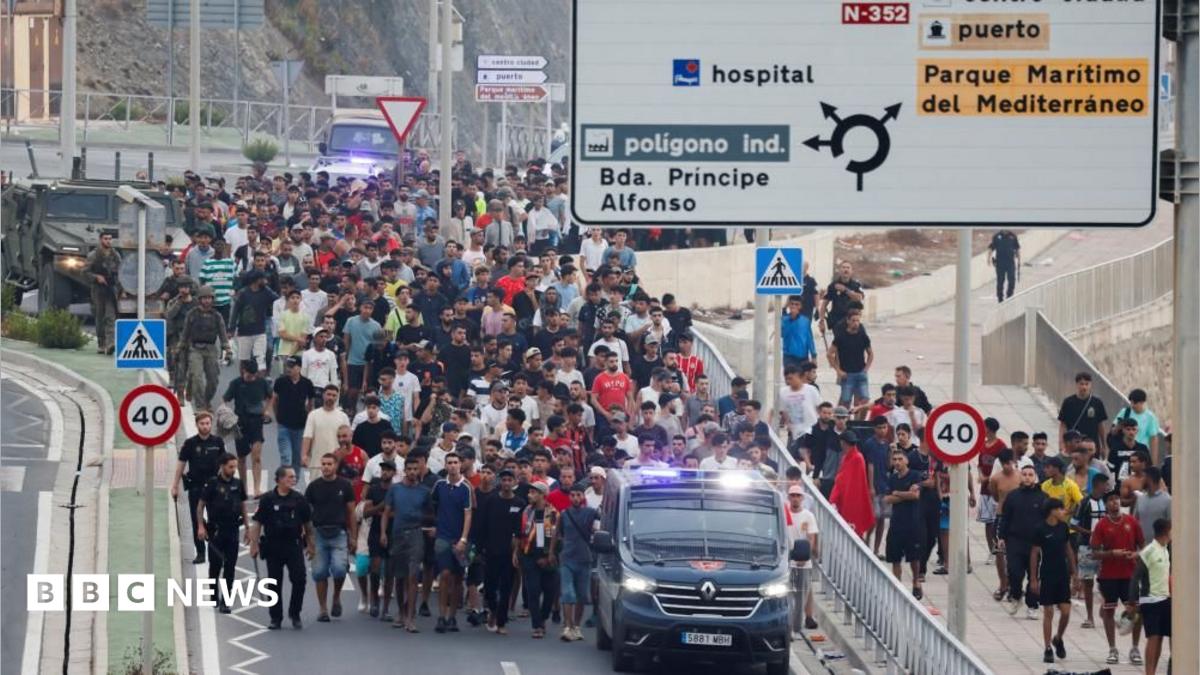 Spain attacks 'selfish' response of some EU countries to Ceuta migrant crossings