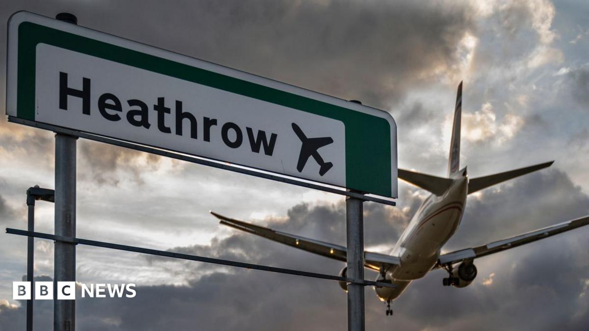 Heathrow Airport's third runway may be delayed to 2039