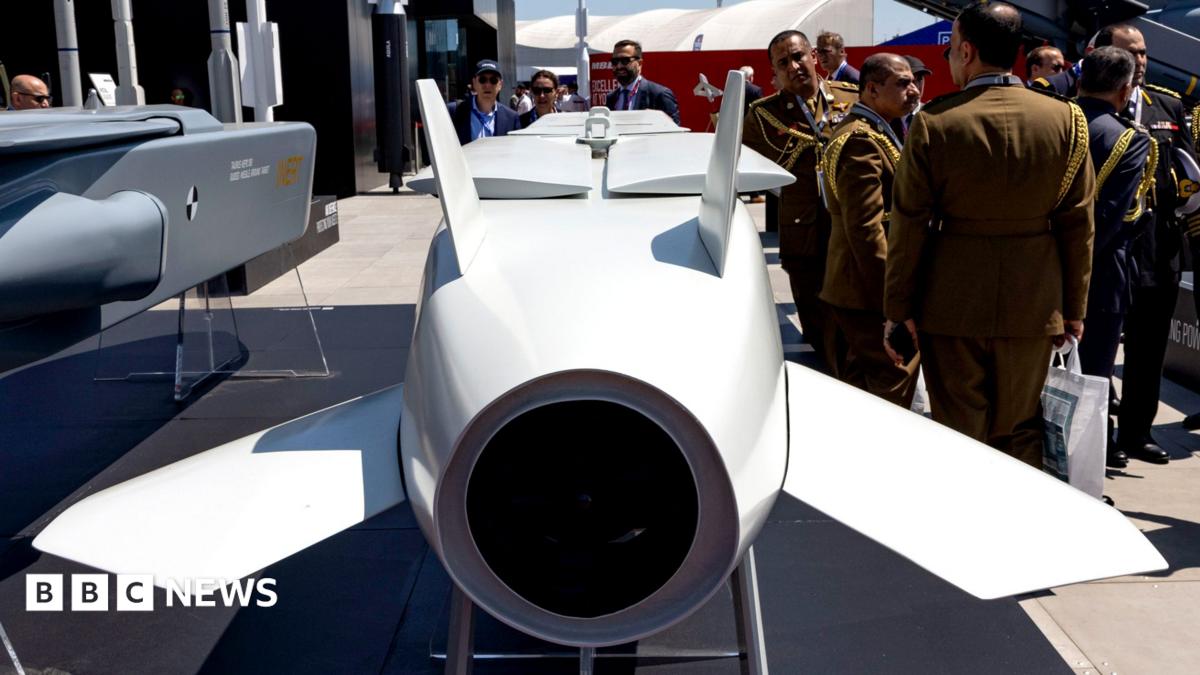 UK missiles offer may help Ukraine - but they are not what Zelensky needs most