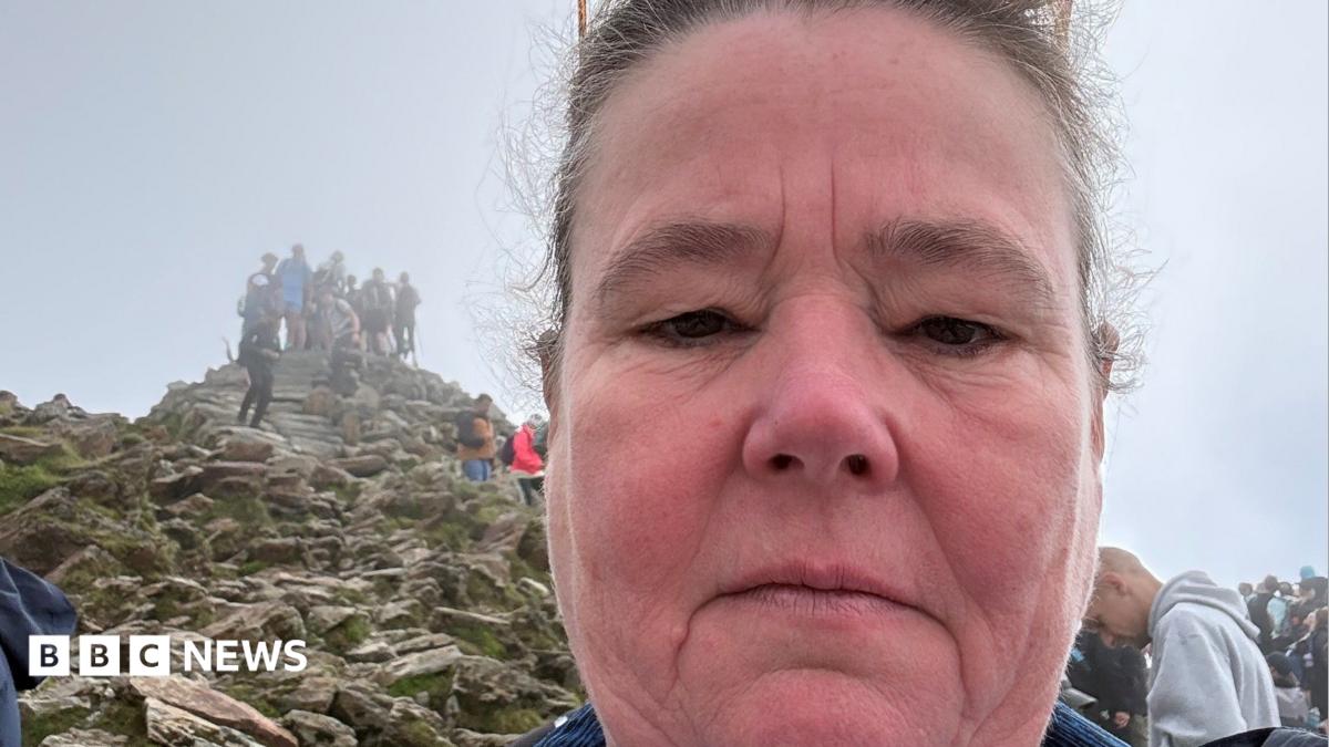 I couldn't reach Yr Wyddfa's summit because people jumped the queue