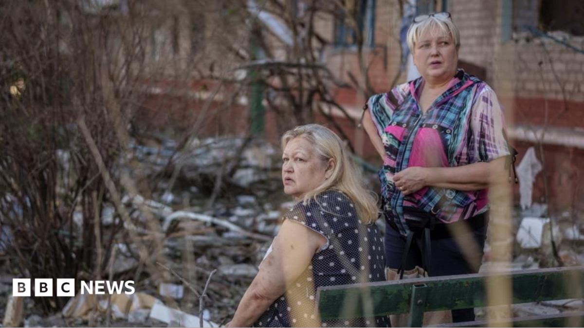 Ukraine's fortress cities under fire as Russia bids to seize rest of Donbas