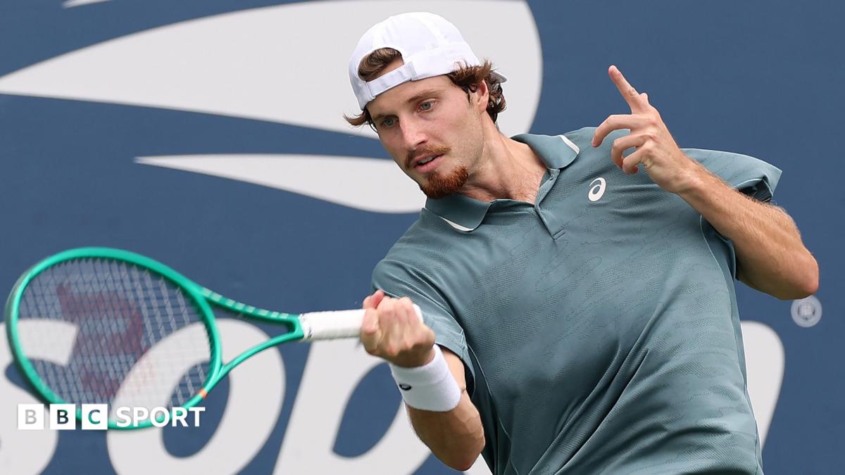 GB's Samuel earns first win at Grand Slam - but 'nervous' Norrie beaten