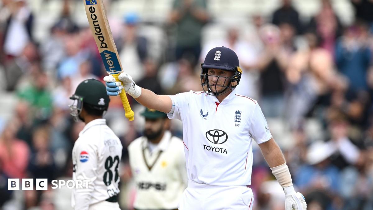 England survive scare to sweep Pakistan series