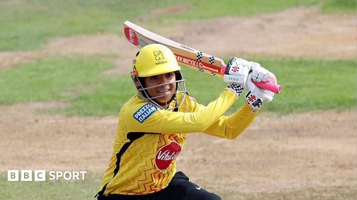 Rockets survive late fightback to beat Sunrisers