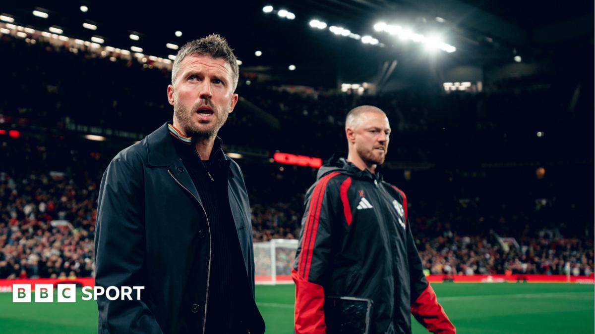 Carrick 'not bothered' by pressure - but should he be after this latest mess?