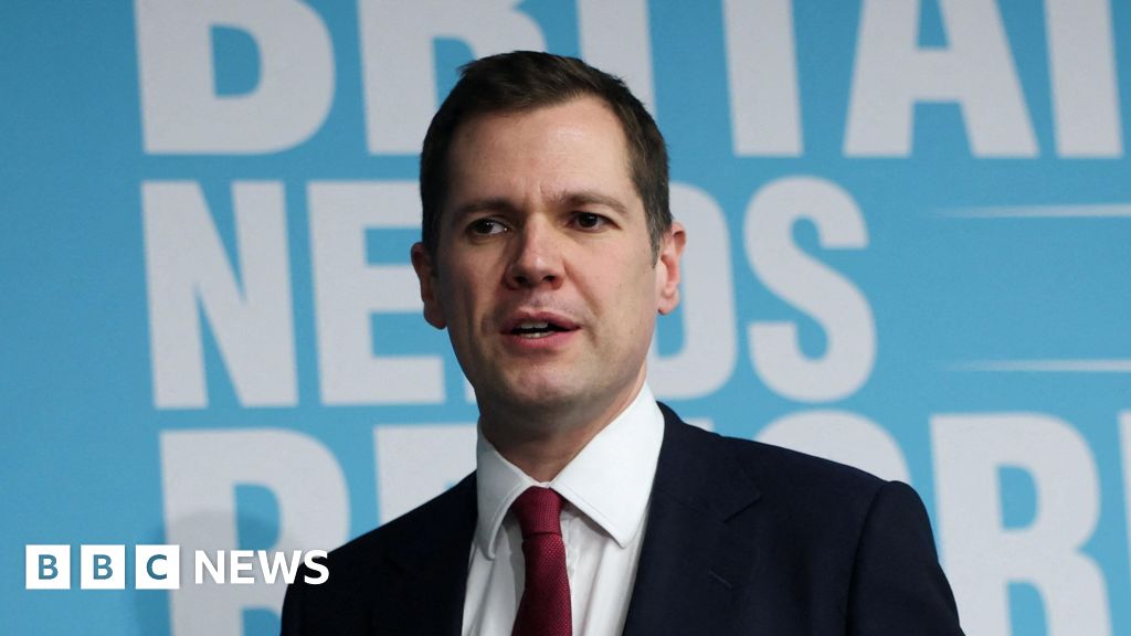 Reform pledges new tax on hiring foreign workers