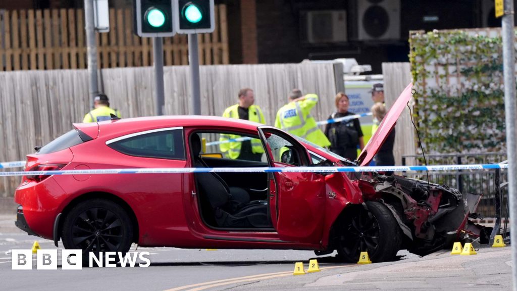 Man, 26, dies after car hit group of pedestrians