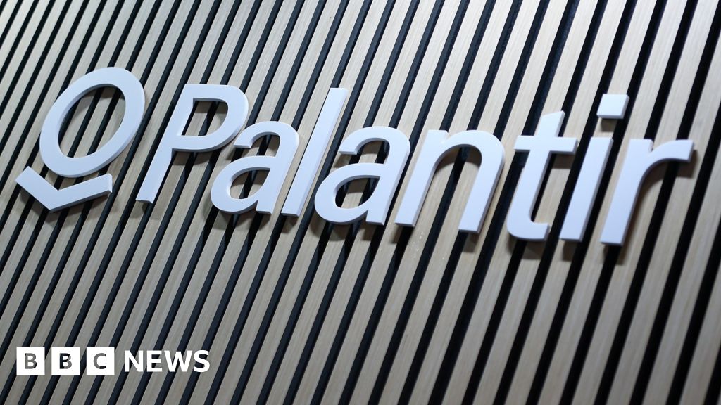 Palantir accuses Sadiq Khan of 'putting politics over public safety' after £50m Met deal blocked