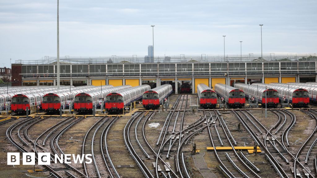 Tube strike usage higher than Tuesday, TfL says