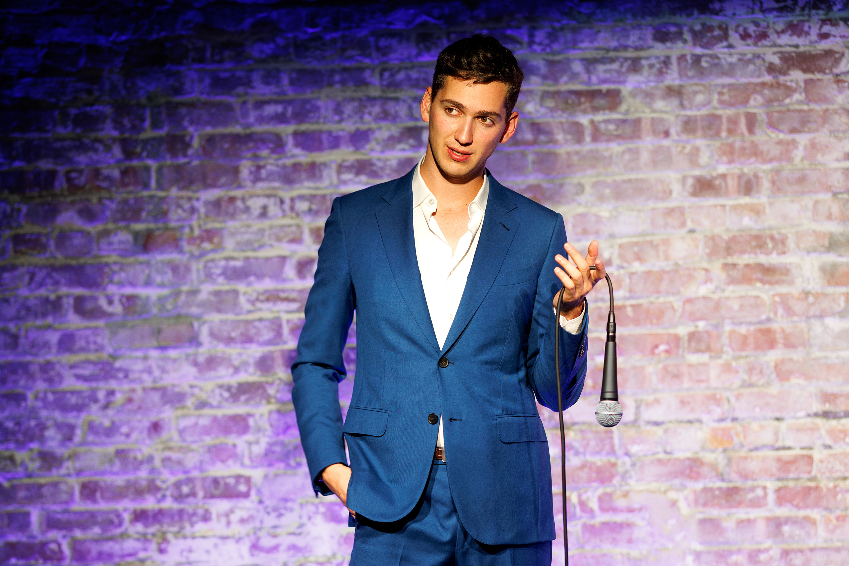 Comedian and viral impressionist Matt Friend unveils his first stand-up hour on the Las Vegas Strip