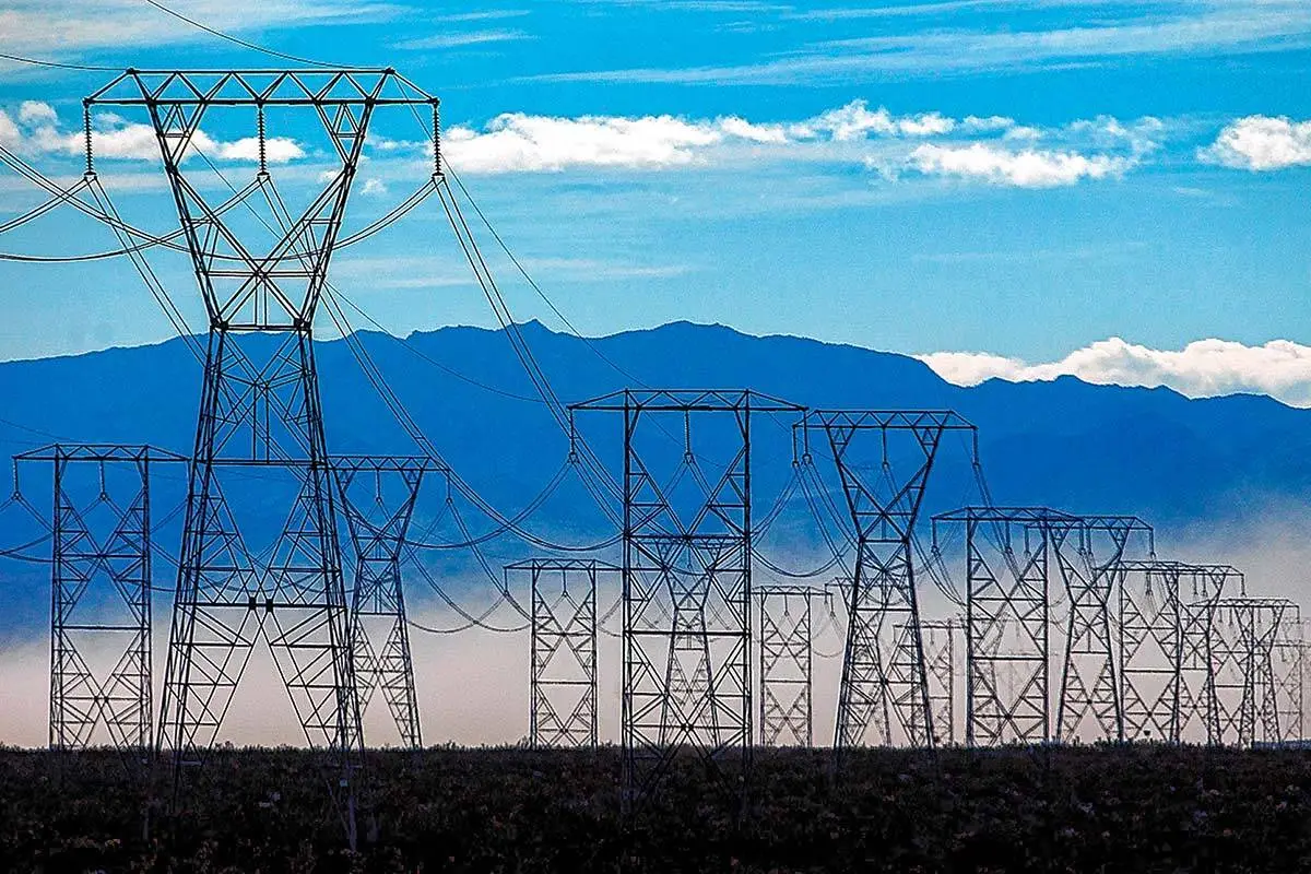 More strong winds set to arrive in Las Vegas today — PHOTOS