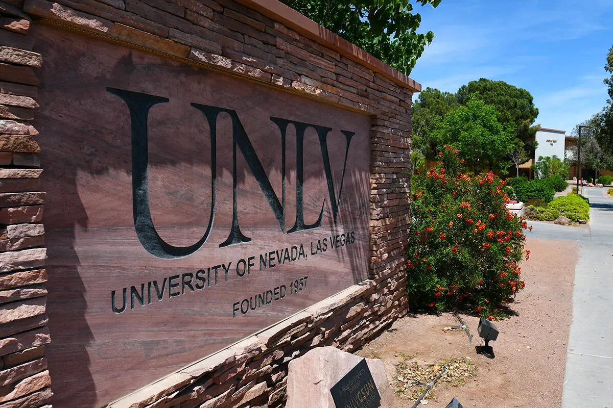 ‘Not a fad’: UNLV law school to launch AI use class this fall