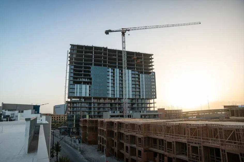 Why aren’t there more high-rise apartment buildings in Las Vegas?