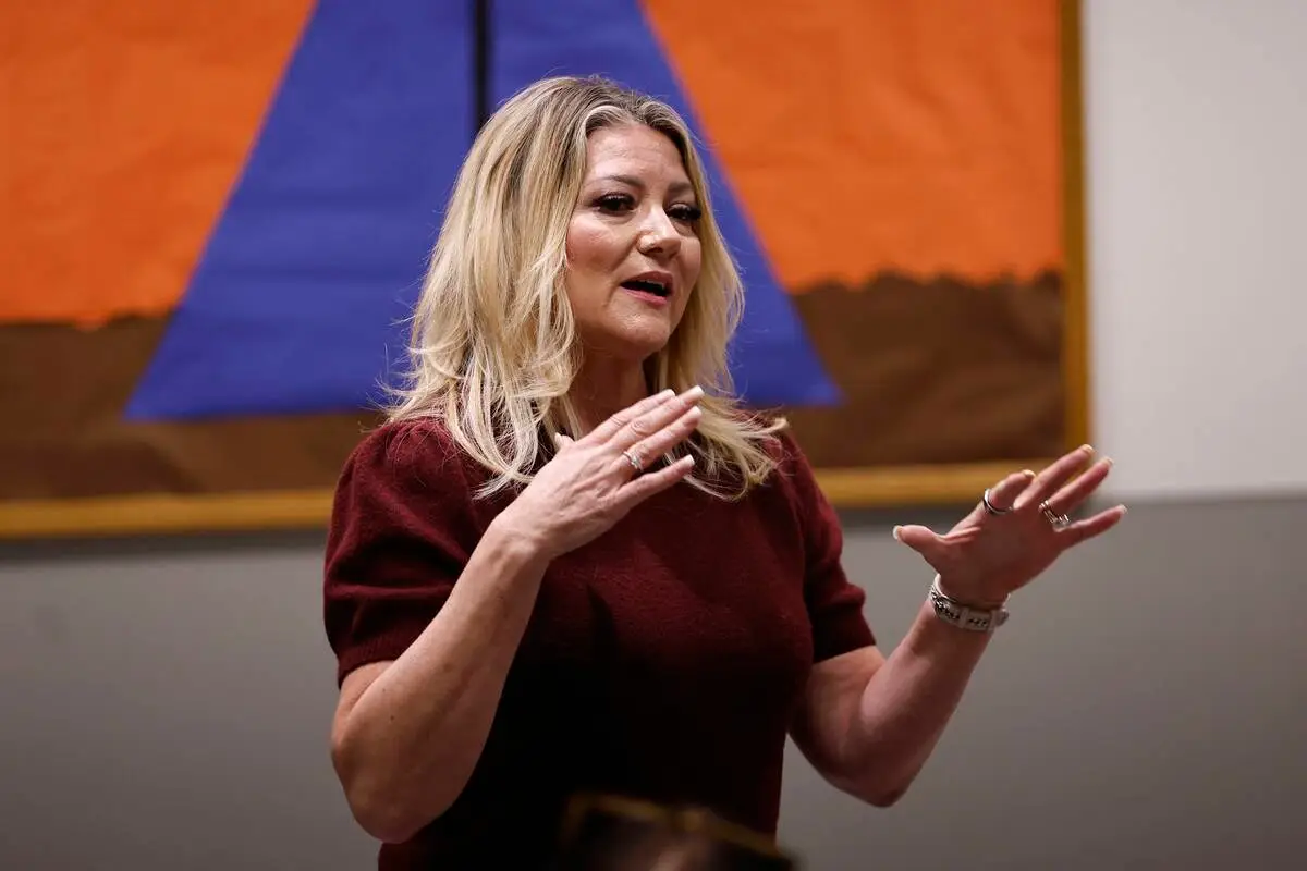 Michelle Romero takes early lead in Henderson mayoral race