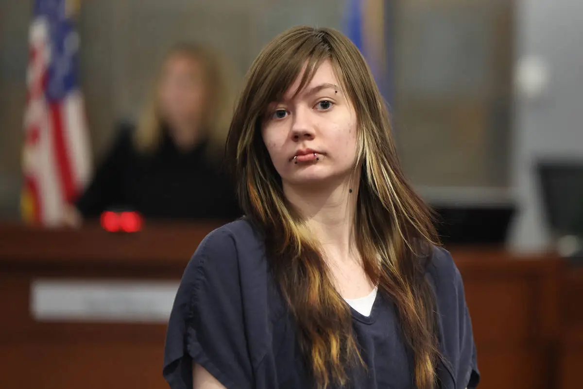Las Vegas woman pleads guilty to killing model friend during photo shoot