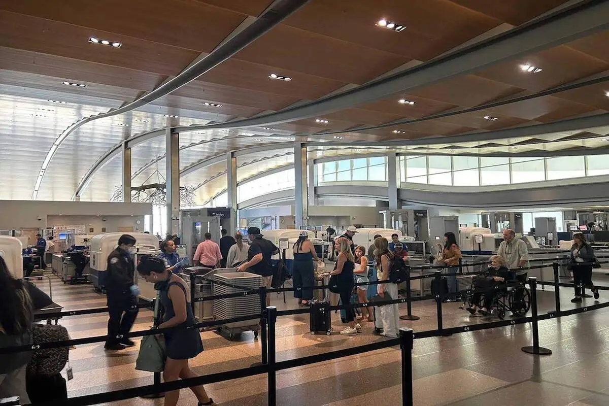 California man attempts to board plane with explosive, 5 phones and a very ominous text