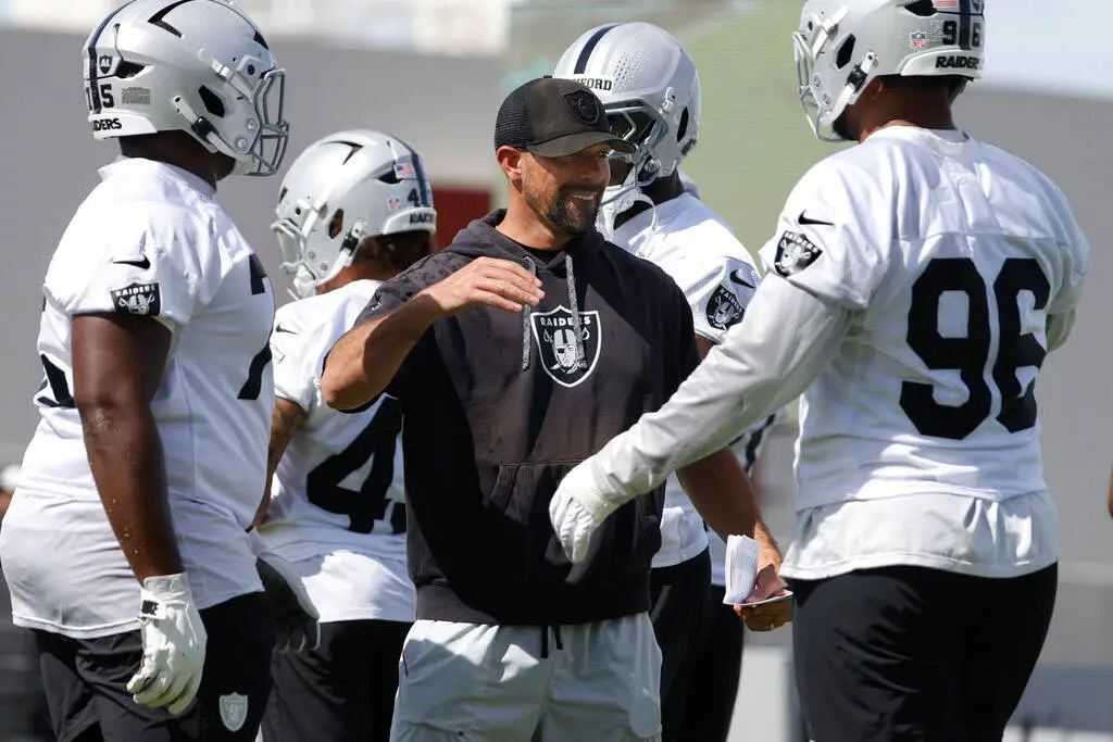 Raiders new DC brings ‘a little crazy’ to the defense