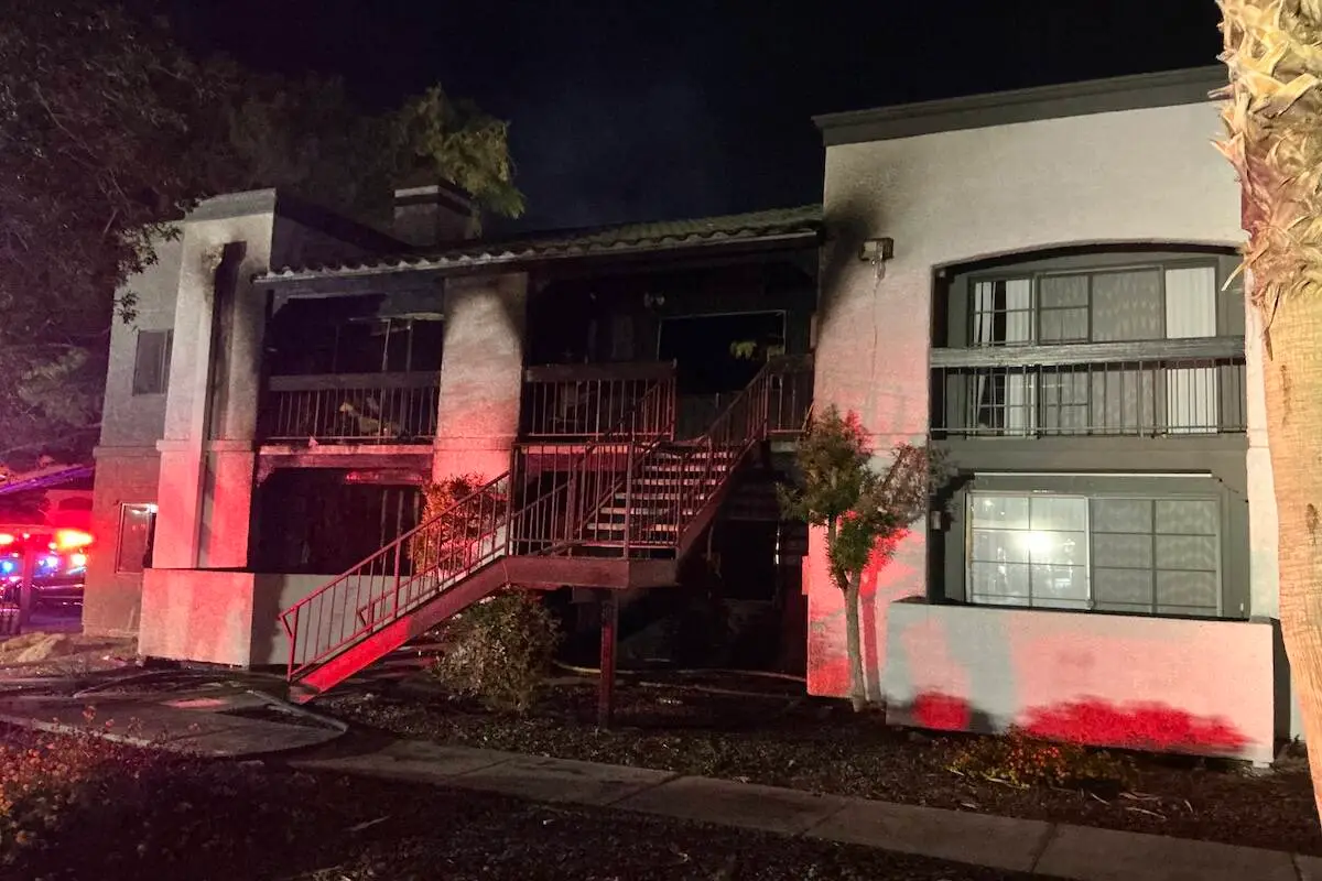 2 children in critical condition after fire at Las Vegas apartment