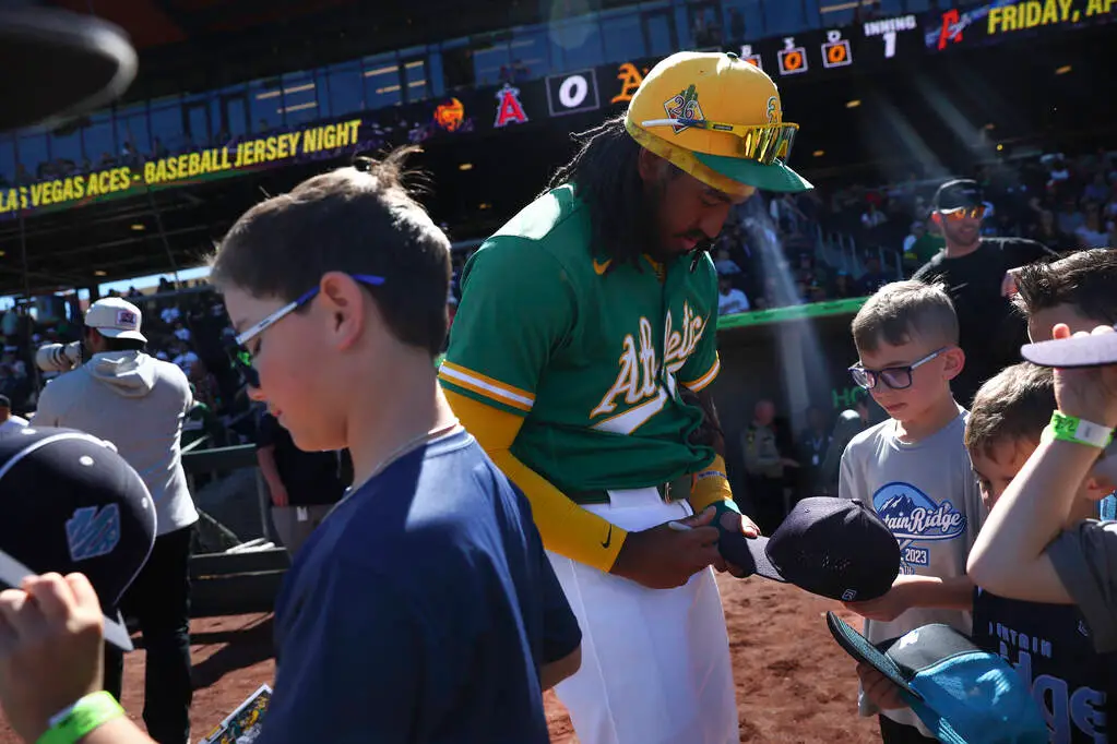 Athletics impressed by Kuroda-Grauer’s leadership with Aviators