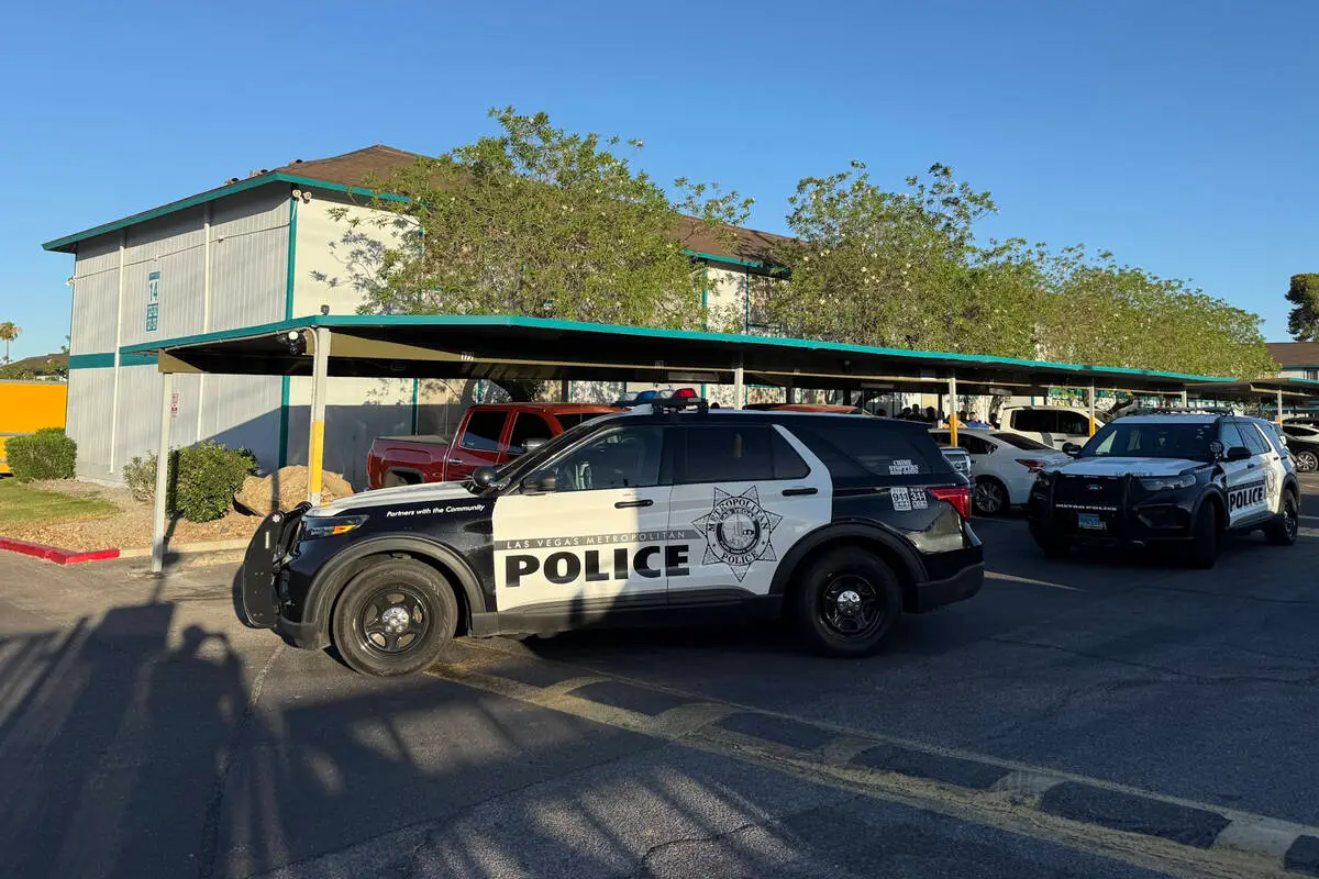 Metro investigates homicide in east valley