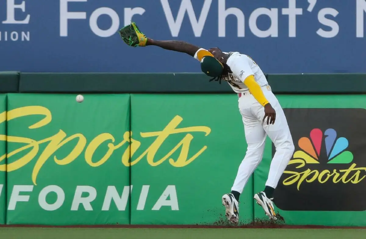 O’Hearn knocks in 6 runs as Pirates roll to 12-4 victory over Athletics