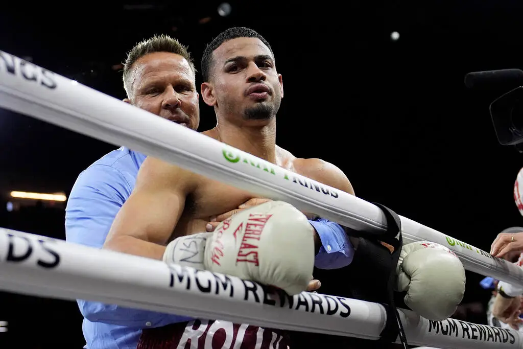 Rolando Romero, Teofimo Lopez finalizing title fight in Las Vegas