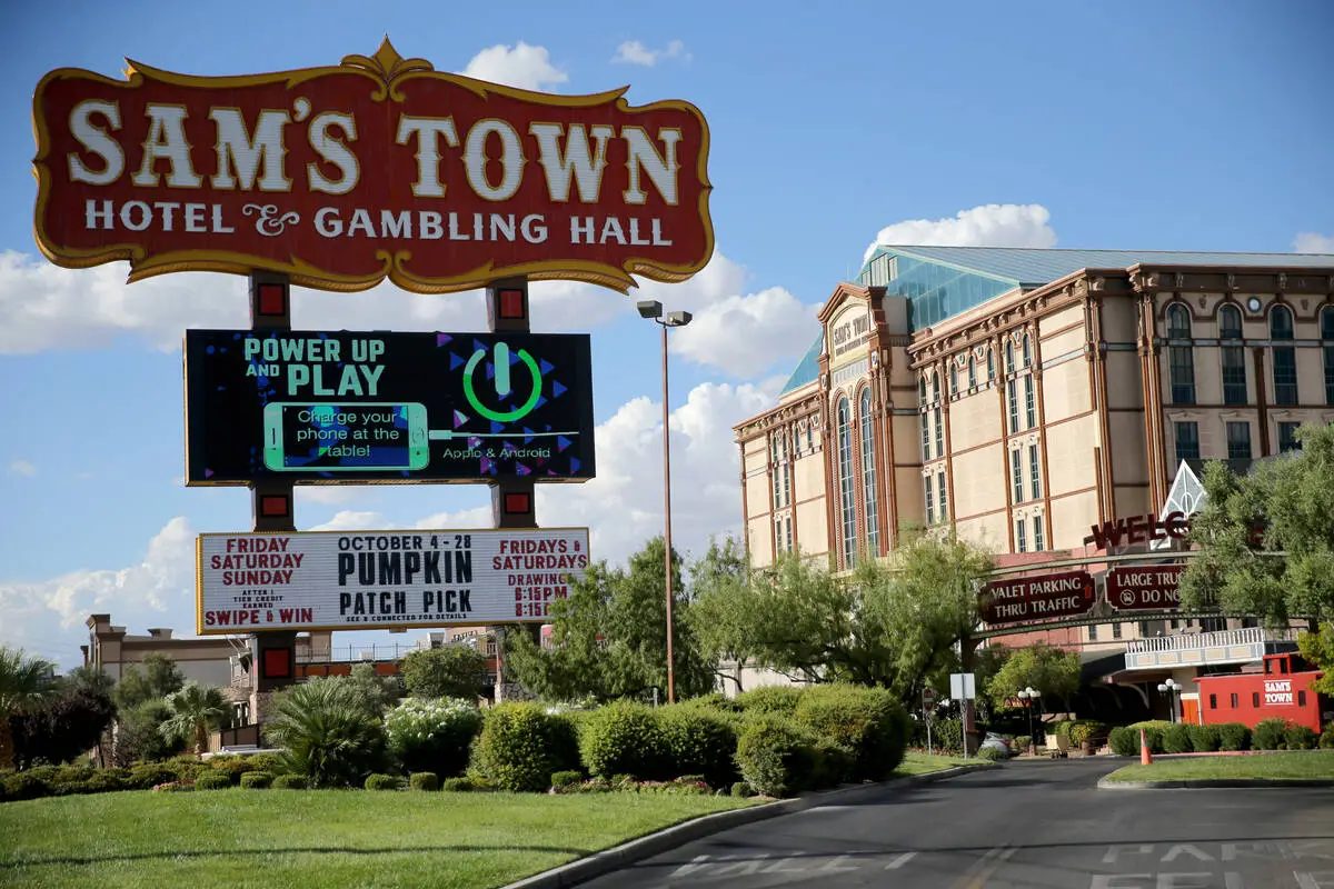 Boulder Strip earns more profit than Las Vegas Strip despite a fraction of the revenue