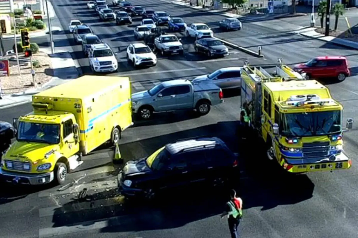 Fatal crash shuts down southeast Las Vegas Valley intersection