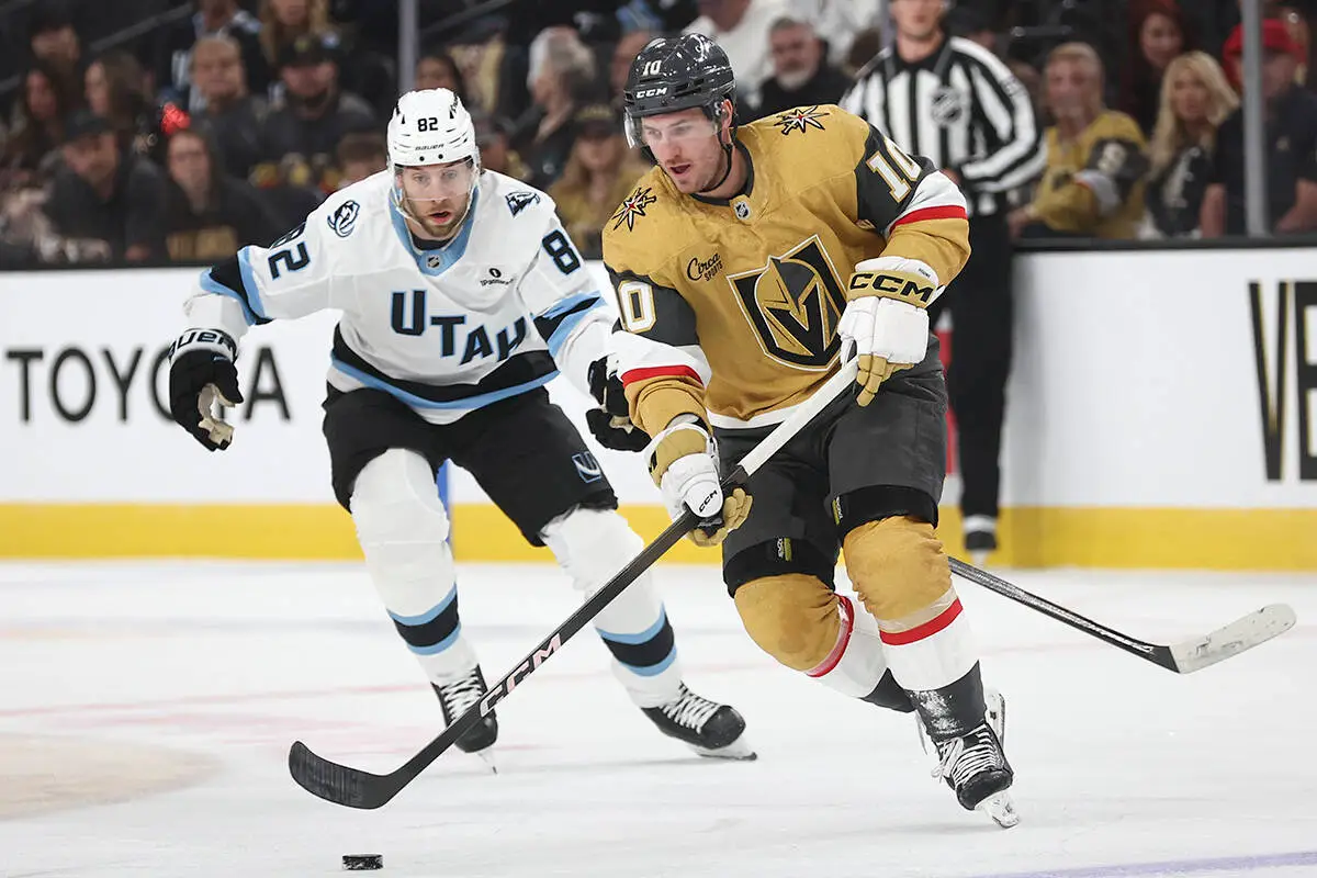 Golden Knights center leaves for 2-year deal with Maple Leafs
