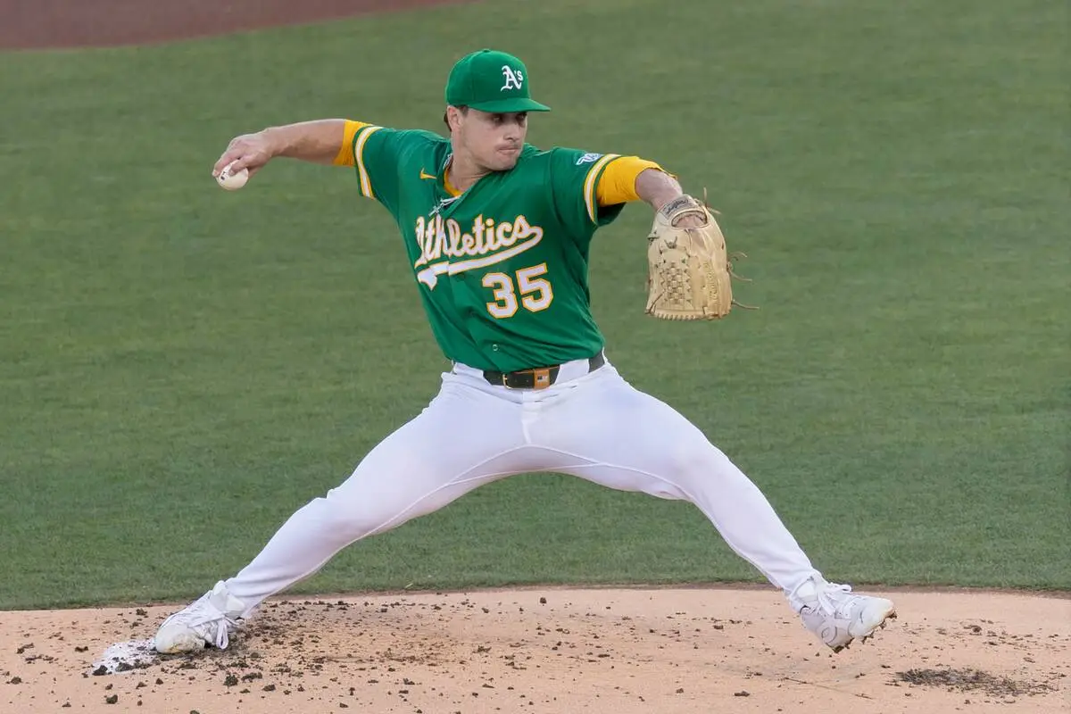A’s snap four-game losing streak, beat Dodgers 7-1