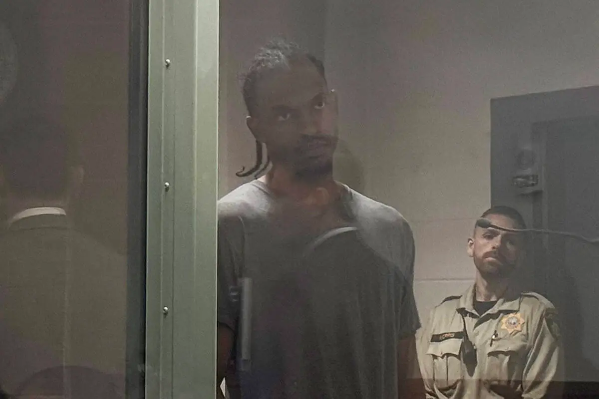 Judge sets $100K bail for suspect in crash that killed skateboarder