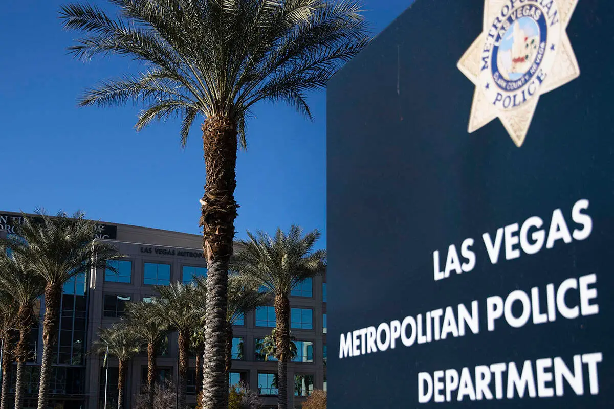 Man dies in fatal crash in northwest valley, police said
