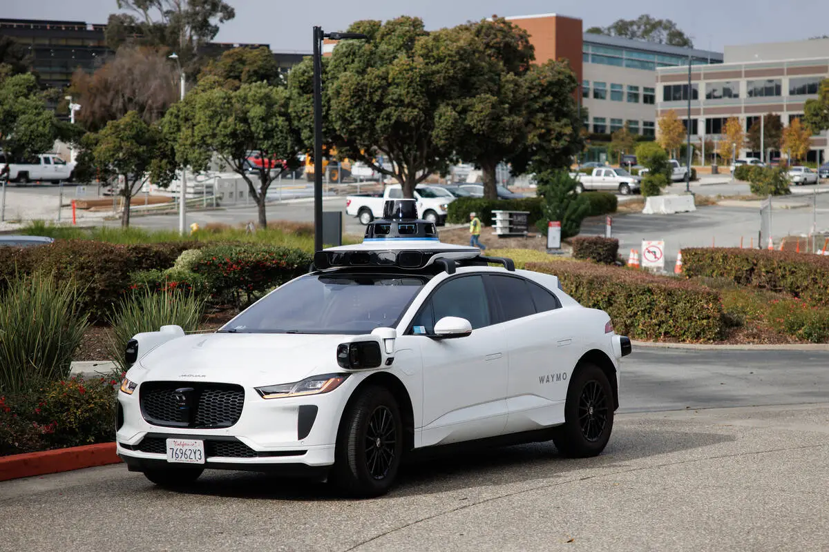 Waymo reports California teen riders for bad behavior and delivers them to the police