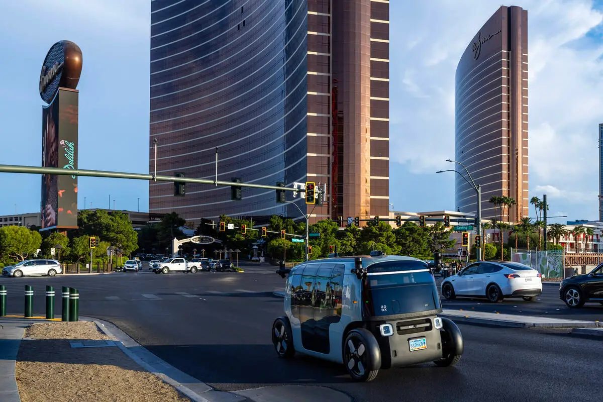 Zoox issues robotaxi recall after one drives into active fire scene